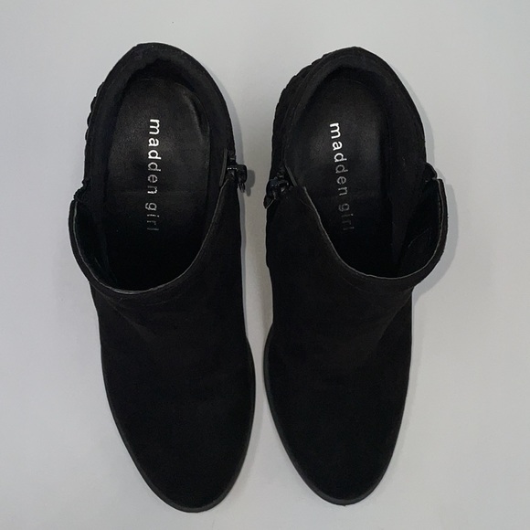 - Madden Girl Black Ankle Boots - Picture 7 of 8